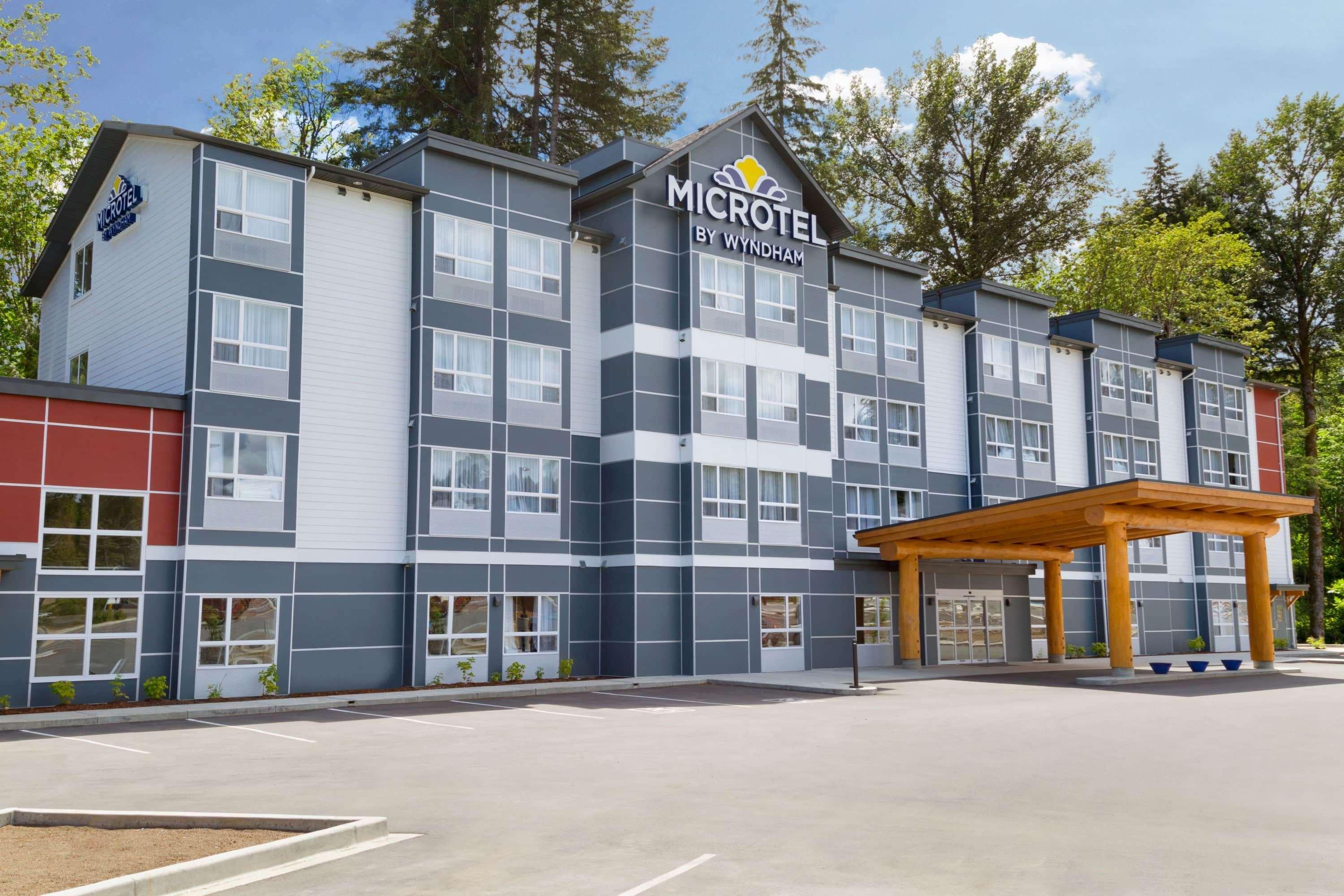 Microtel Inn & Suites By Wyndham Oyster Bay ליידיסמית' מראה חיצוני תמונה
